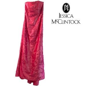 Beautiful Jessica McClintock Prom Dress in size 6